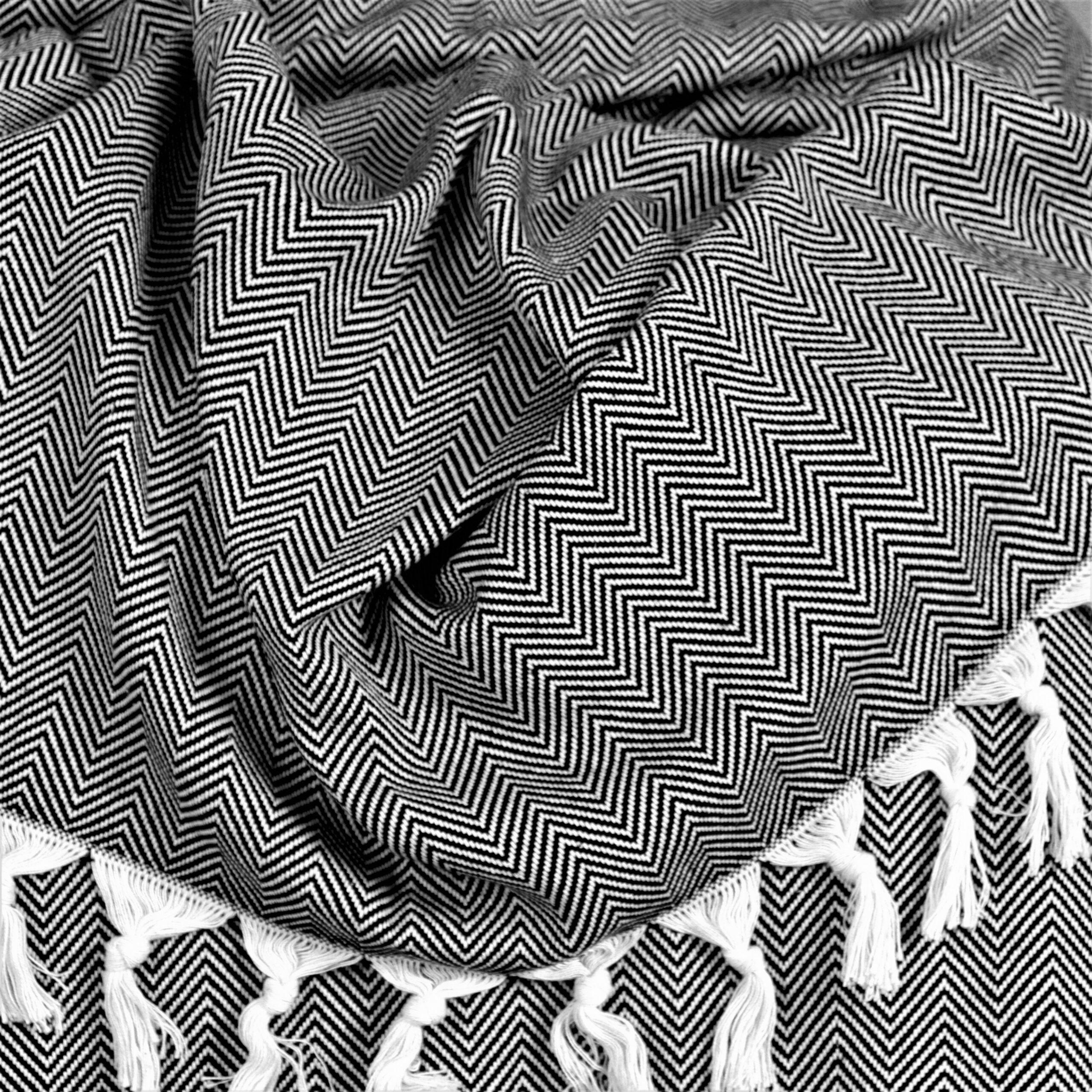 Herringbone XL Throw - Görsel 2