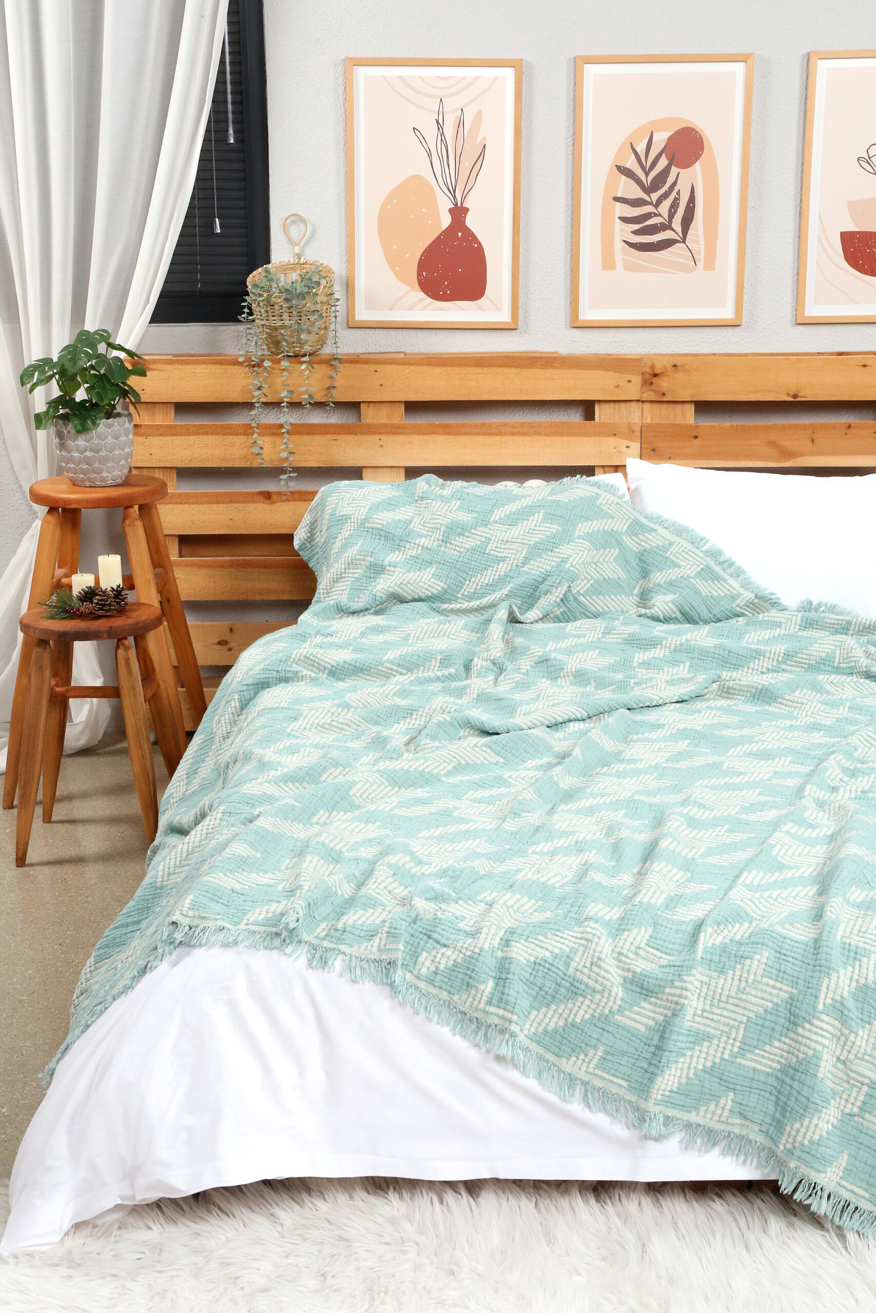 Goose Foot XL Throw