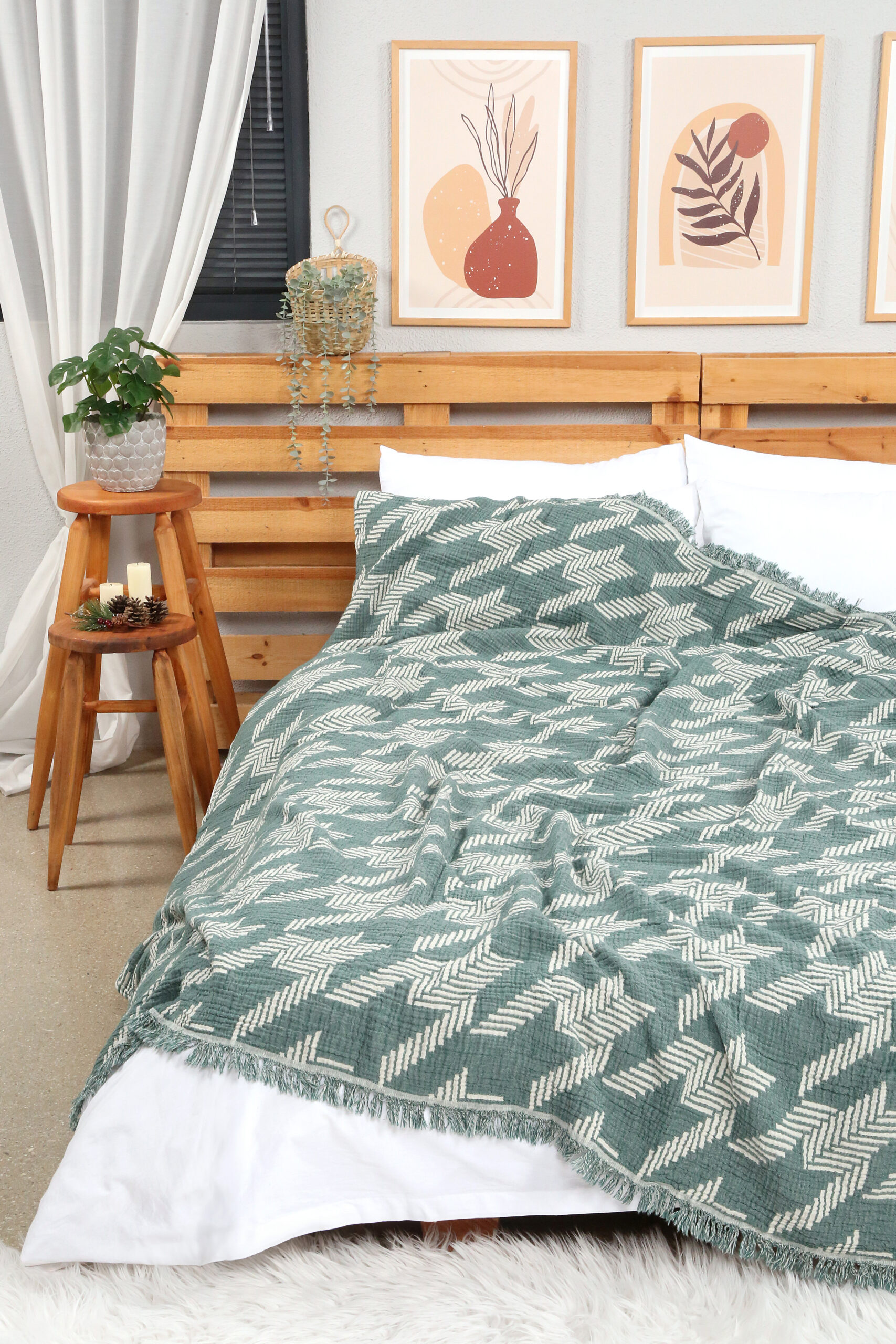 Goose Foot XL Throw