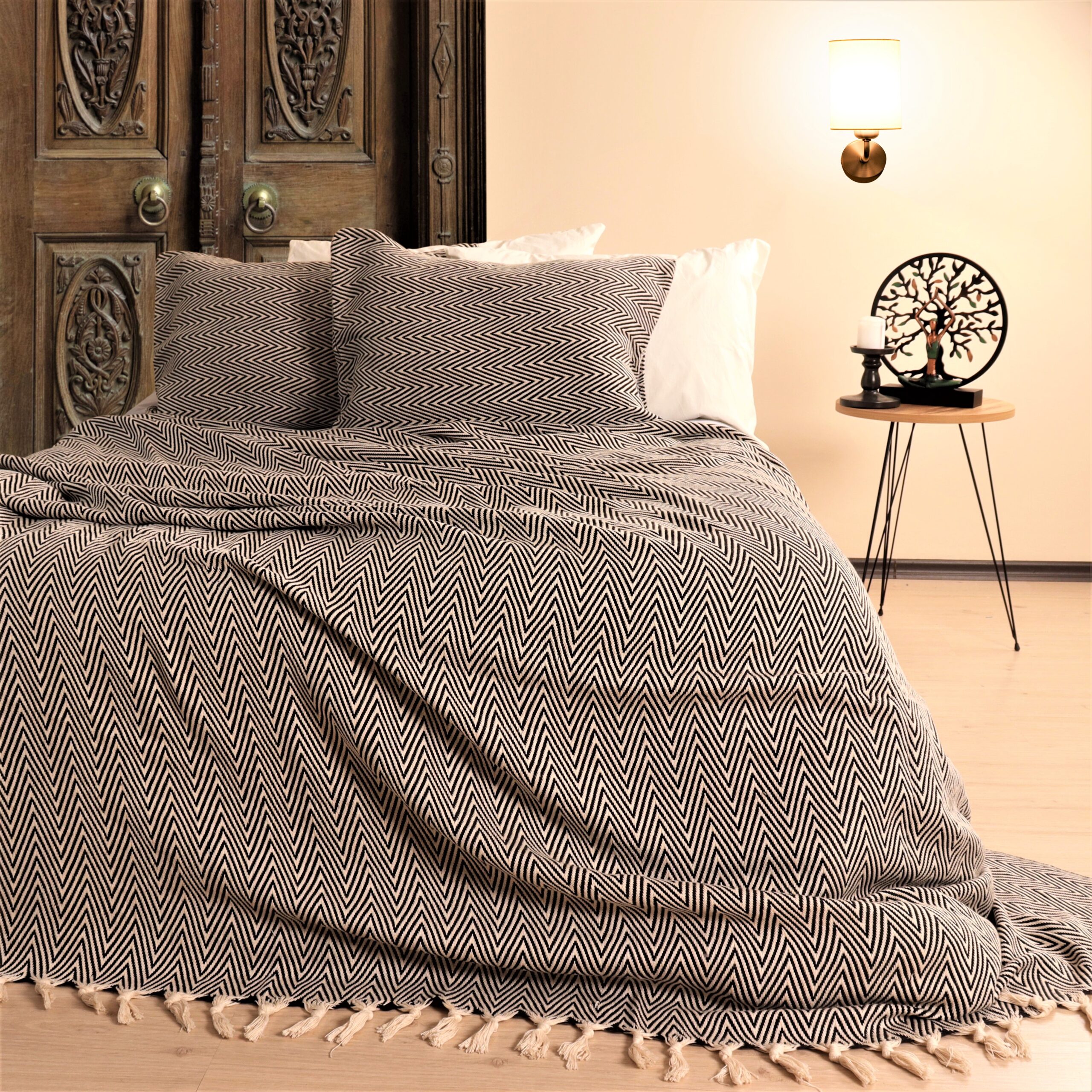 Defne XL Throw